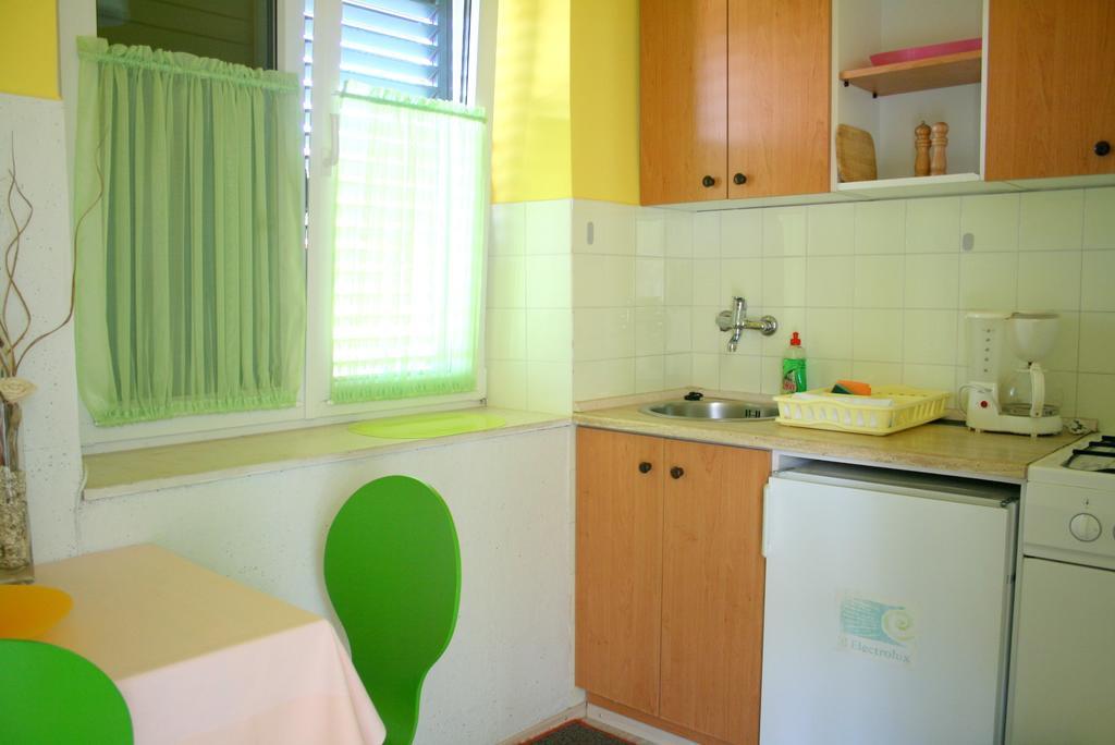 Apartment Vila Anka Slano Oda fotoğraf